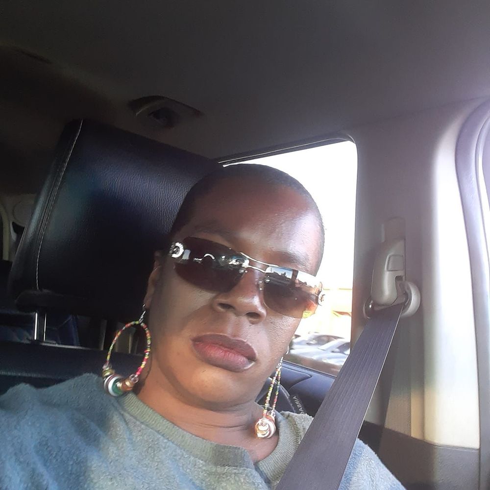 Meet your Posher, Sherita